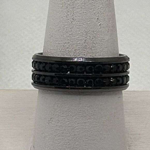 Brand New!!  Size 13 stainless steel black double row zircon stone ring - Picture 1 of 4